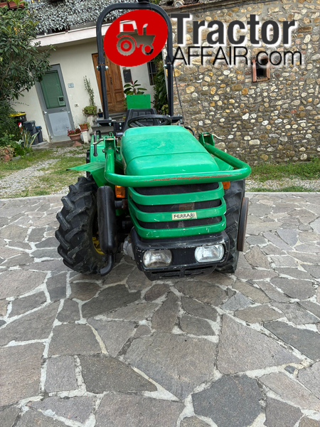 TRATTORE FRUTTETO FERRARI SYSTEM 26 CV ORE 944 UNICO PROPRIETARIO-PHOTO-2025-05-09-13-03-44 2.jpg